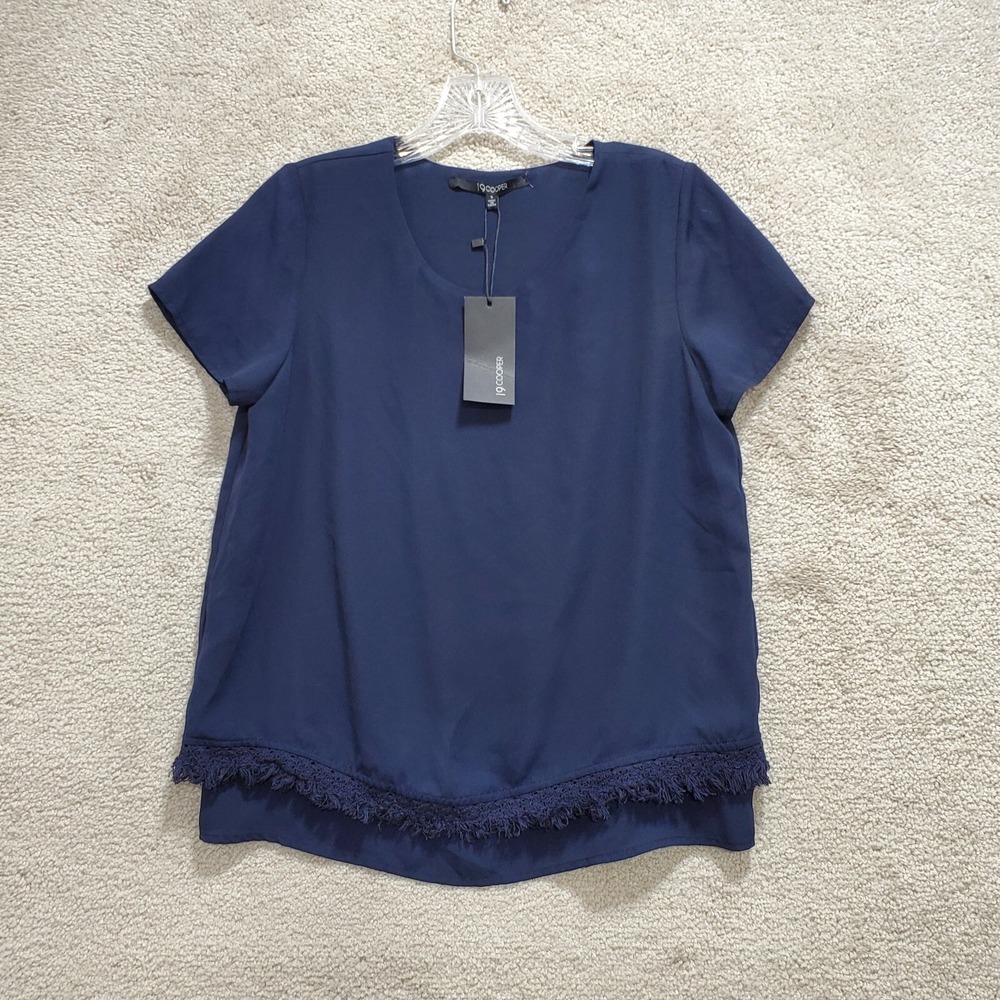 19 Cooper Blouse Women's Small‎ Navy Polyester Crochet Lace Trim Back Slit Flowy